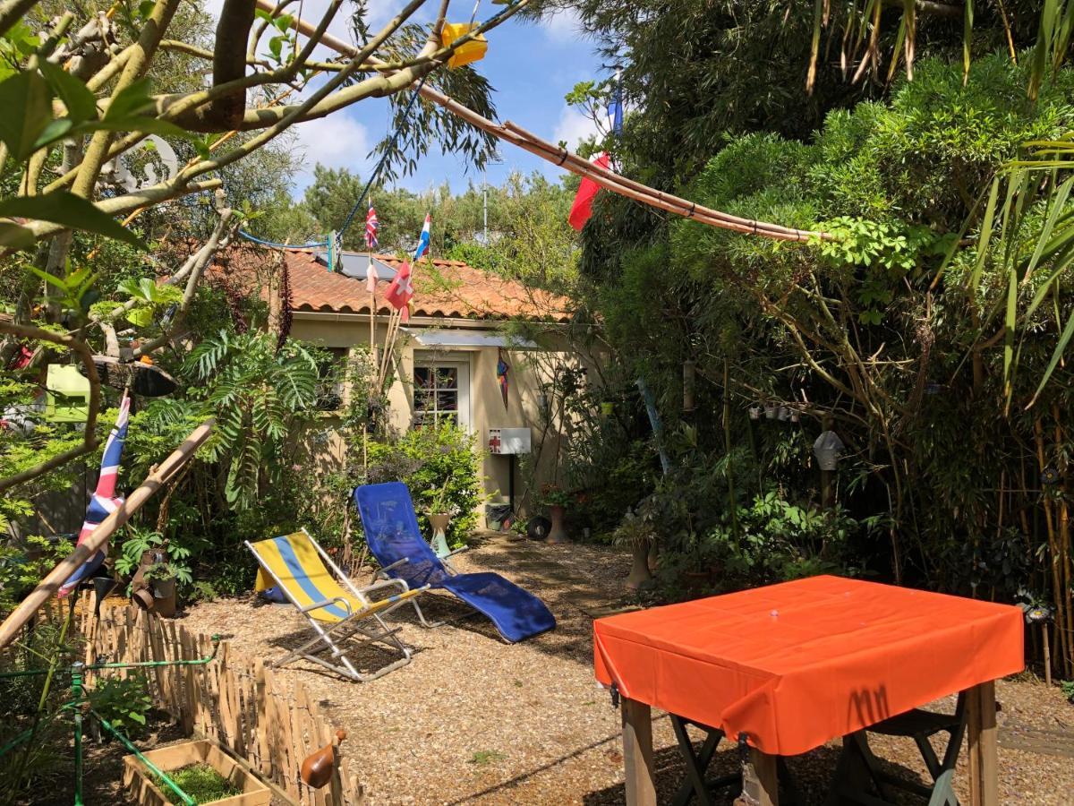 L Atypique Bed & Breakfast L'Ile-d'Olonne Exterior photo