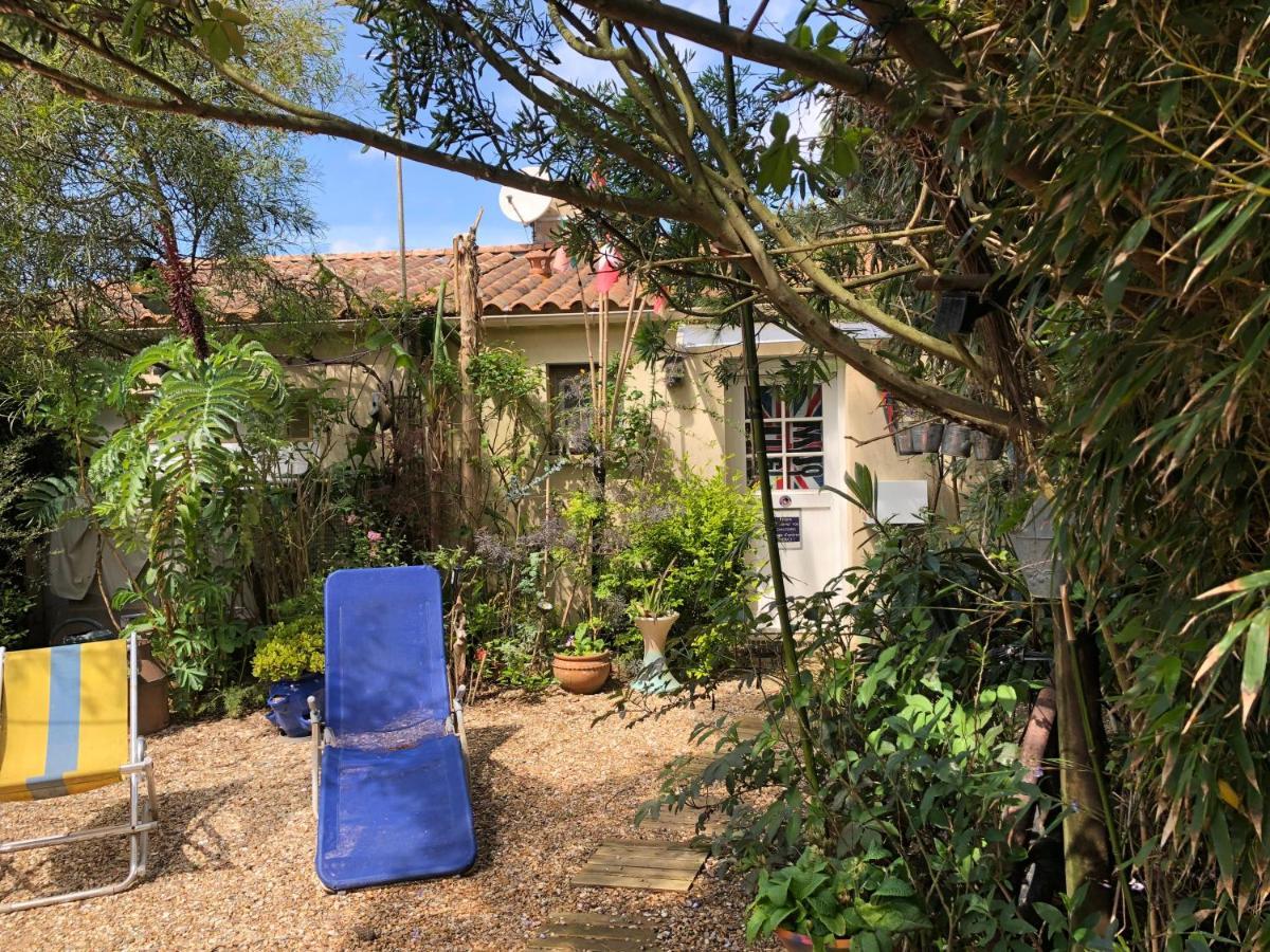 L Atypique Bed & Breakfast L'Ile-d'Olonne Exterior photo